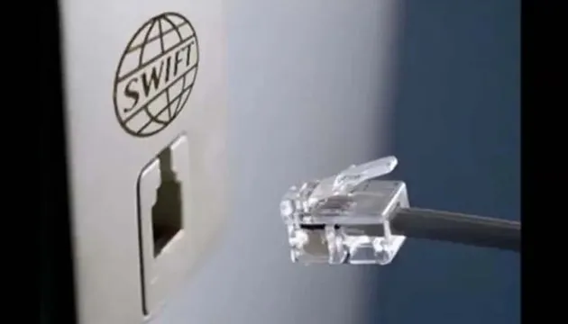 Євросоюз відключає від SWIFT сім російських банків