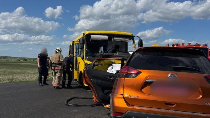 Поверталися з екскурсії: нові подробиці ДТП зі шкільним автобусом на Волині