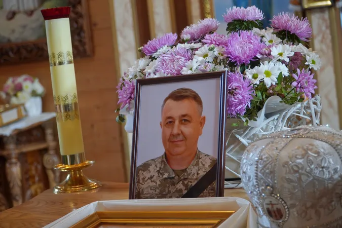 Нещодавно став дідусем: на Волині попрощалися із воїном Віктором Борщевським (фото)