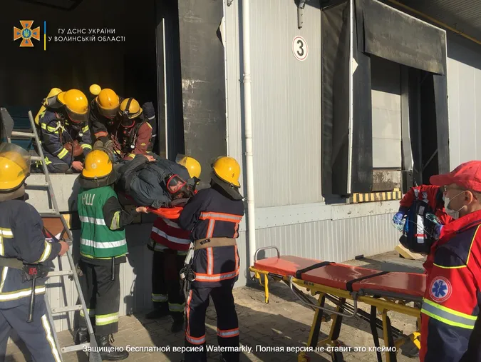 Зі складу м'ясокомбінату в Нововолинську евакуювали людей (фото)