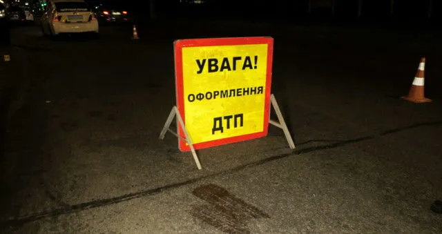 На Волині вантажівка наїхала на чоловіка