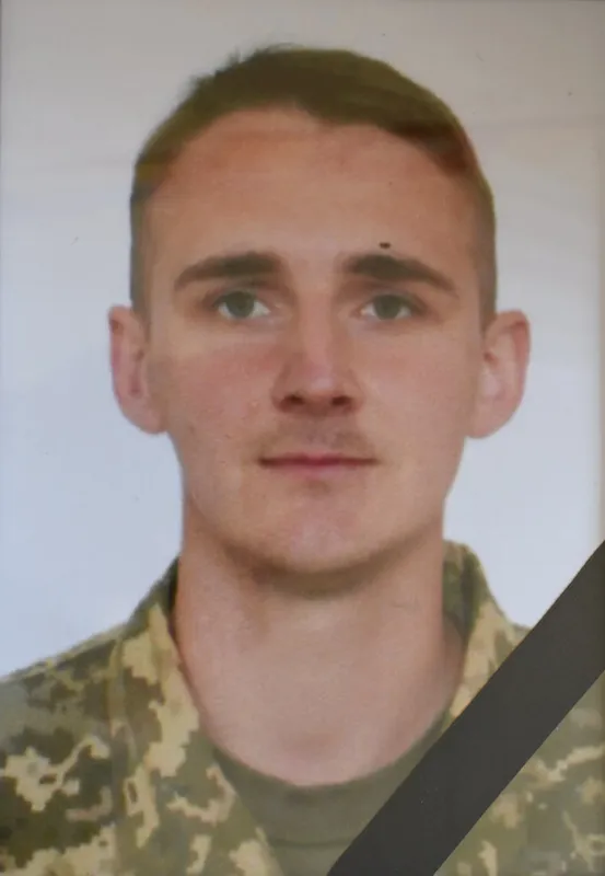 Під час ворожого обстрілу загинув захисник з Іваничівської громади
