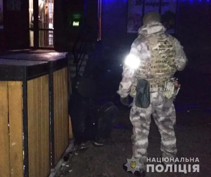 У селищі на Волині з банкомата вкрали понад півмільйона гривень (фото, оновлено)