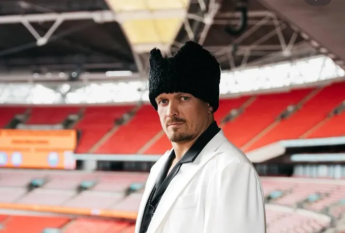 Усик може втратити титул абсолютного чемпіона світу: що трапилось