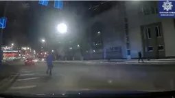 У Луцьку «безсмертні» пішоходи не зважають на патрульних (відео)