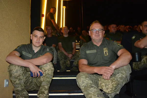 600 волинських прикордонників повернулись з передової (фото)