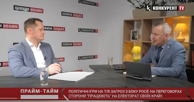 Вірогідність зовнішньої агресії: довіряти можна лише військовим та розвідці (відео)