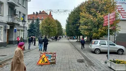 Луцькі муніципали "ганятимуть" водіїв на Лесі Українки (фото)