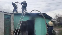 Гараж, кухня і трава: на Волині за добу загасили три пожежі (фото)