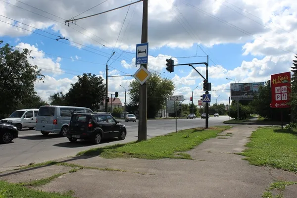 У Луцьку з'явився новий світлофор