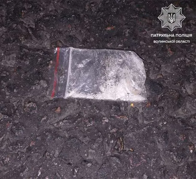 У Луцькому районі іноземець погрожував волинянину пістолетом (фото)