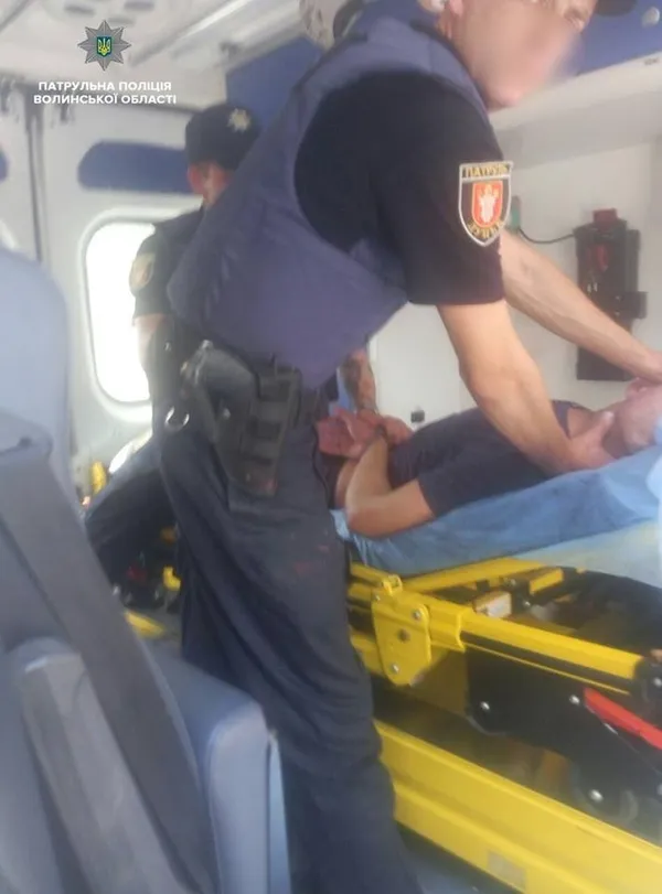 У Луцьку хлопець хотів вистрибнути з вікна гуртожитку (фото, відео)