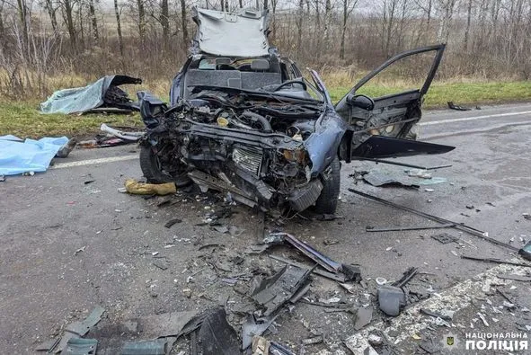 На Рівненщині – смертельна ДТП: водій Renault в'їхав у Suzuki волинянина (фото)