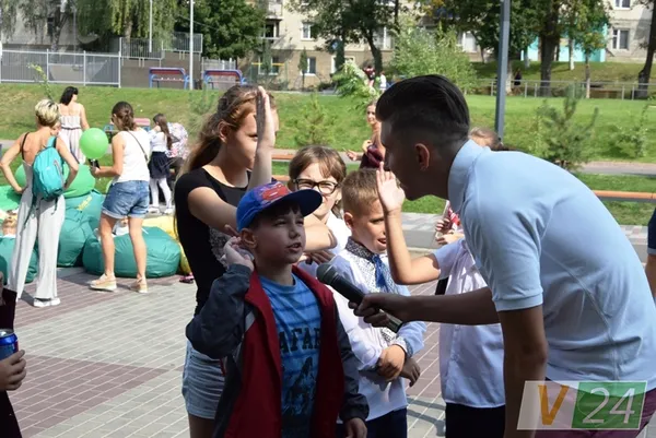 Подарунки та морозиво: у Луцьку влаштували сімейне свято (фото)