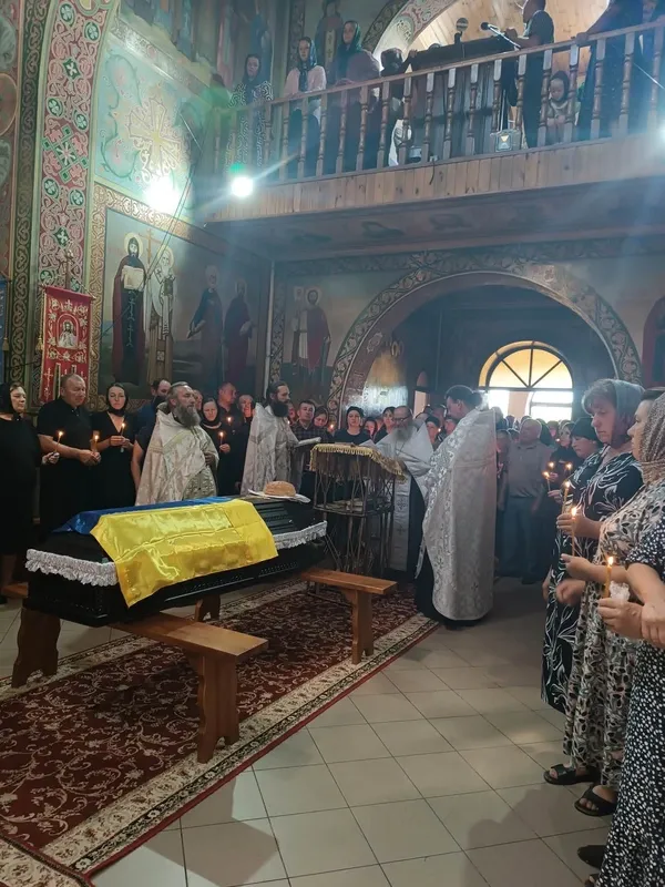 На Волині попрощалися із полеглим прикордонником Валентином Пірожиком (фото)