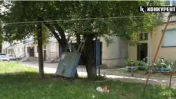 Смуга перешкод: у Луцьку двір на Привокзальній, 13, не ремонтувався 30 років (відео)