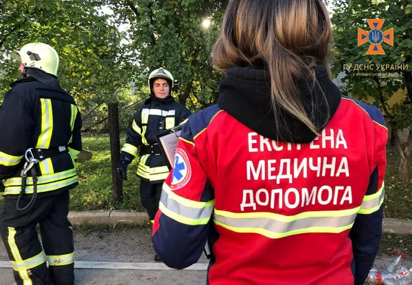 Дії у випадку обстрілів: у Володимирі навчаються рятувальники (фото)