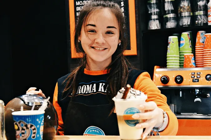 «Кавові люди»: що лучан може спокусити в «AROMA KAVA» (фото)