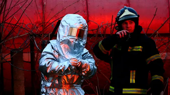 Пожежу на нафтобазі у Львові загасили тільки сьогодні зранку (фото)