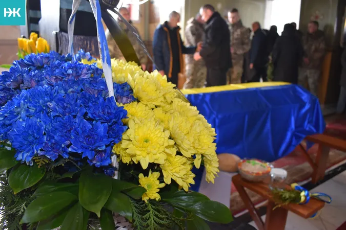 На Волині попрощалися із загиблим прикордонником Андрієм Мартинюком (фото)