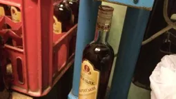 На Закарпатті "штампували" "лівий" коньяк, який продавали на Волині (фото)