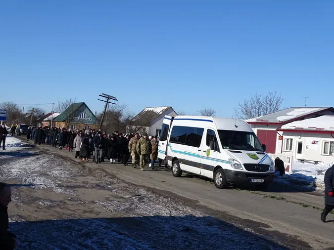 Востаннє додому: на Волині попрощалися з загиблим на Сумщині воїном Павлом Фіщуком