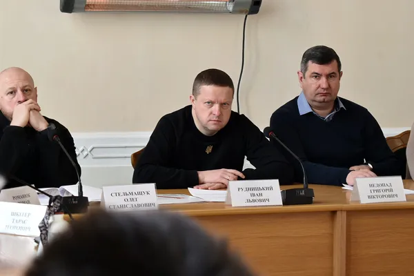 Бюджетна сфера, підтримка ЗСУ, інвестиції: на Волині обговорили бюджет на 2025 рік (фото)