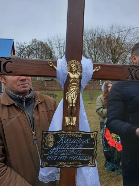 У Луцькому районі попрощалися із померлим воїном Миколою Казміруком (фото)