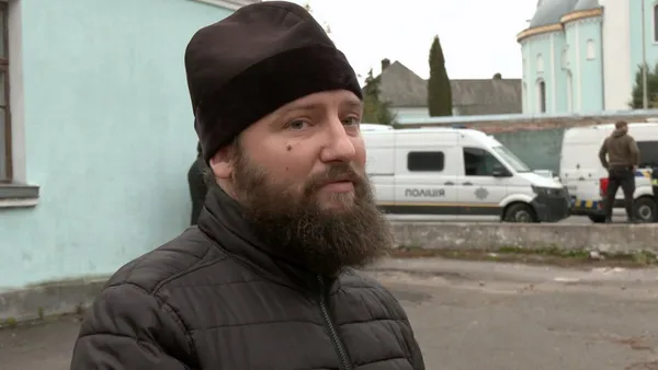 Вхід заблокували: що відбувається у соборі на Волині, з якого виселяють УПЦ «МП» (фото)