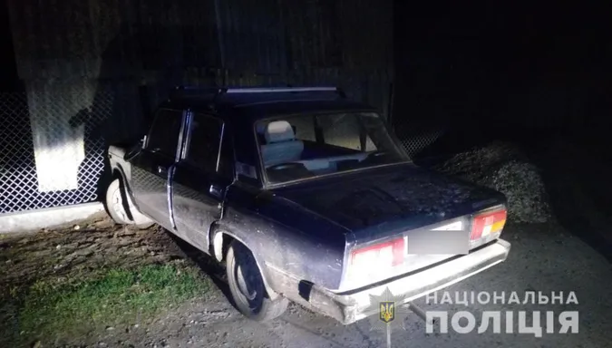 На Волині викрадач авто «влетів» у паркан