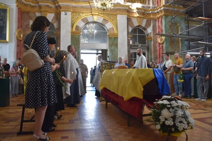 У Луцьку попрощалися із Героєм Костянтином Бойком (фото)