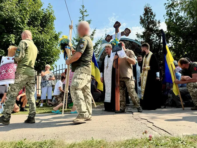 На Волині попрощалися із загиблим захисником Михайлом Левчуком (фото)