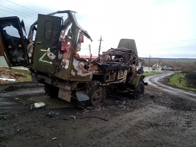 Українські воїни звільнили село на Харківщині та знищили більше двох десятків техніки (фото)