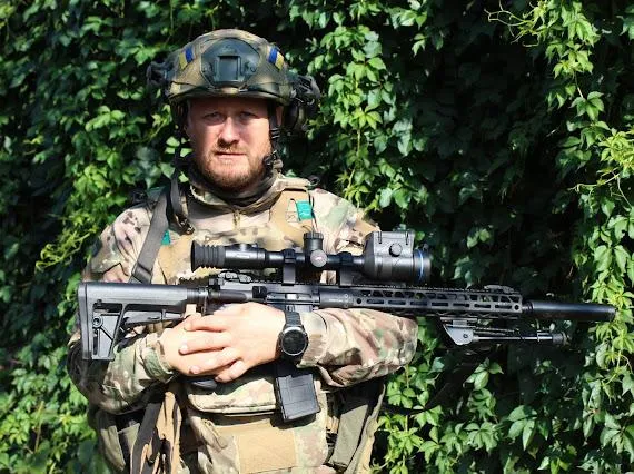 «Ми не маємо права передати дітям пошматовану країну», – депутат Волиньради Андрій Козюра з передової (фото)