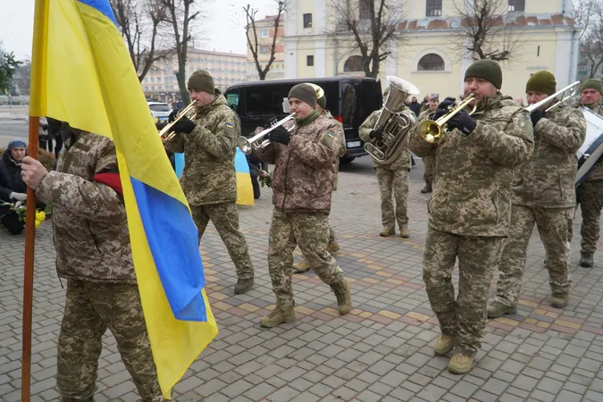 У Володимирі попрощалися із загиблим 34-річним майором Сергієм Гулаковим (фото)