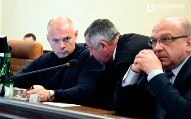 Палиці планують збільшити надбавку до зарплати