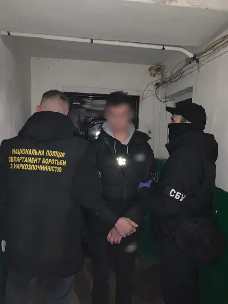 Волинянин організував наркобізнес, на якому заробляв пів мільйона щомісяця (фото, відео)