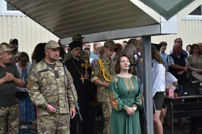 У Луцьку військовий ліцей випустив 330 юнаків та дівчат (фото)