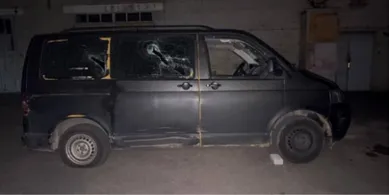 У Луцьку 30 людей розтрощили авто ТЦК та побили двох військових (фото)