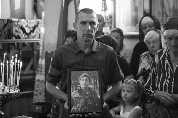 У Луцькій громаді попрощалися із загиблим Героєм Ігорем Белінським (фото)