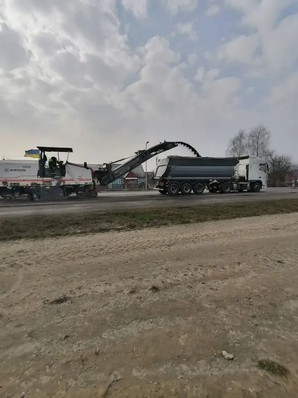 На дорозі Ковель – Воля Любитівська – ремонт: рух обмежений (фото)
