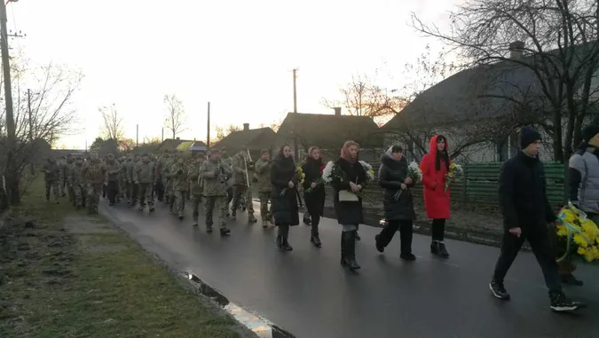 Востаннє додому: у Світязі похоронили волинського бійця Миколу Голінчука