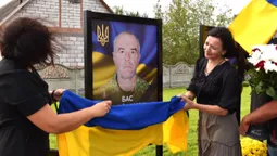 У селі на Волині відкрили Алею пам'яті Героїв (фото)