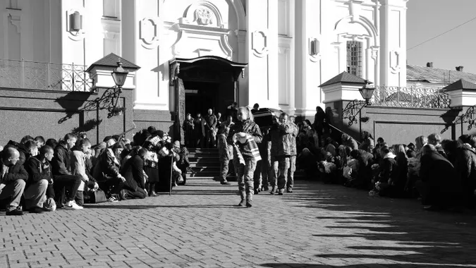 У Луцьку провели в останню дорогу захисників Валерія Семенюка та Анатолія Мерчука (фото)