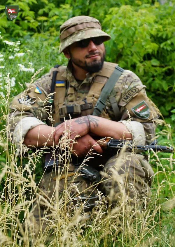 У волинській бригаді служить бойовий медик, на якого в Буковелі накинувся неадекват