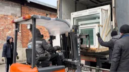 Волинь відправила у Харківську область вікна та двері (фото)