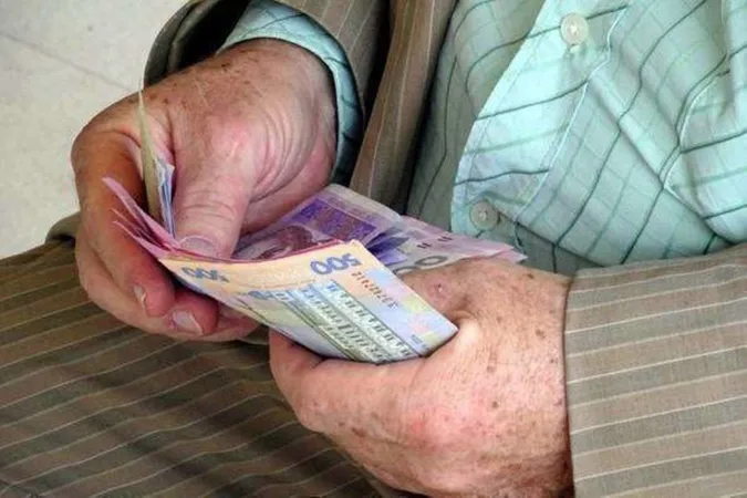 У березні уряд проведе індексацію пенсій на 20%