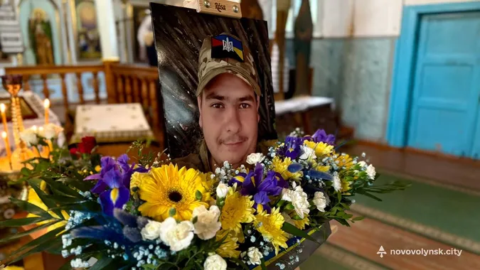 На Волині попрощалися із захисником Юрієм Березовським (фото)