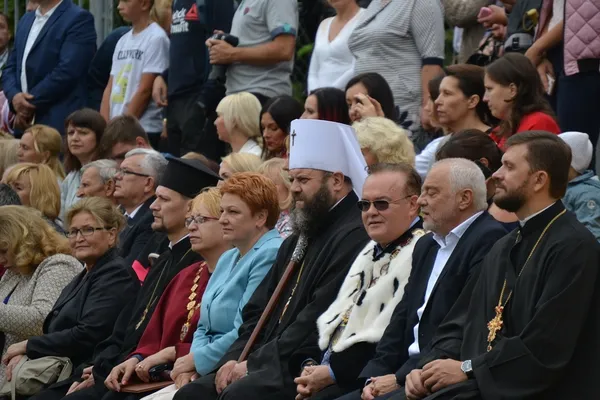 Першокурсників СНУ посвятили у студенти (ФОТОРЕПОРТАЖ)