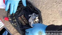 У центрі Луцька в чоловіка знайшли пакет з набоями (фото)
